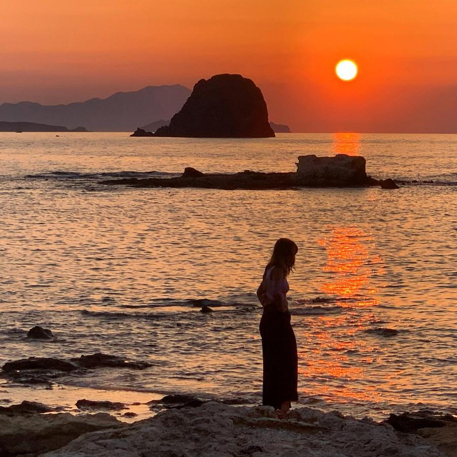 Nefeli Sunset Studios Pollonia Bagian luar foto